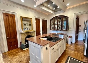 61 Pond St in Boston, MA - Building Photo - Building Photo