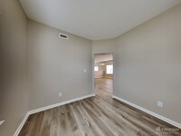 3245 Lakestream Dr photo'