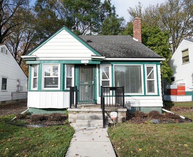 property at 18499 Vaughan St