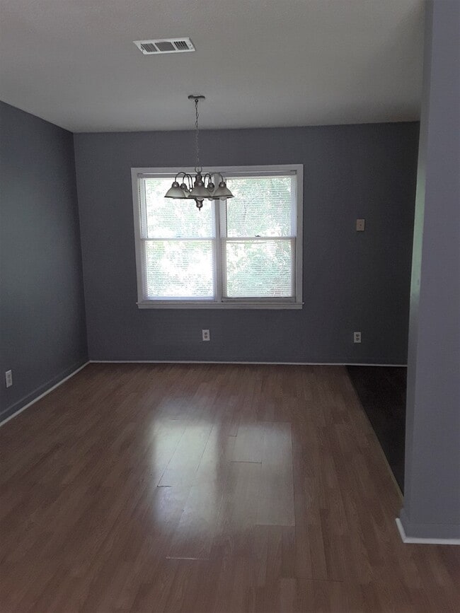 164 Laverne Cir SW in Milledgeville, GA - Building Photo - Building Photo