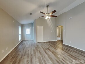 6441 Claire Dr in Fort Worth, TX - Building Photo - Building Photo