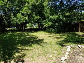 4502 Banbury Bend in Austin, TX - Foto de edificio - Building Photo