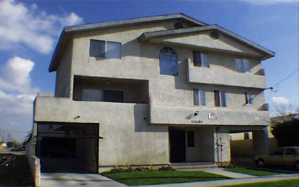 12434 Freeman Ave in Hawthorne, CA - Foto de edificio - Building Photo