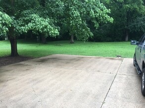 3939 Creekside Dr in Nashville, TN - Building Photo - Building Photo