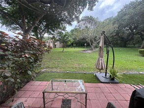 9410 Live Oak Pl in Davie, FL - Building Photo - Building Photo