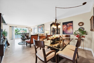 3301 S Ocean Blvd in Highland Beach, FL - Building Photo - Building Photo