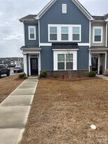 15733 Country House St in Charlotte, NC - Building Photo