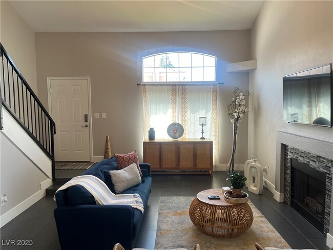 8476 Sewards Bluff Ave