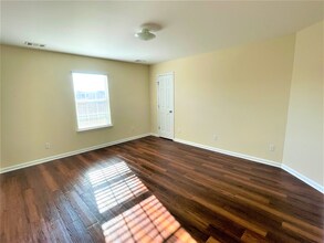 14 Miller Park Cir in Port Wentworth, GA - Building Photo - Building Photo