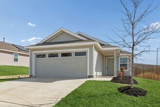 9700 Lafferty Ln in Fort Worth, TX - Building Photo - Building Photo