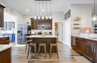 2811 Vintage View Loop in Lakeland, FL - Building Photo - Building Photo