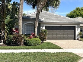 1356 Triandra Ln in Naples, FL - Building Photo