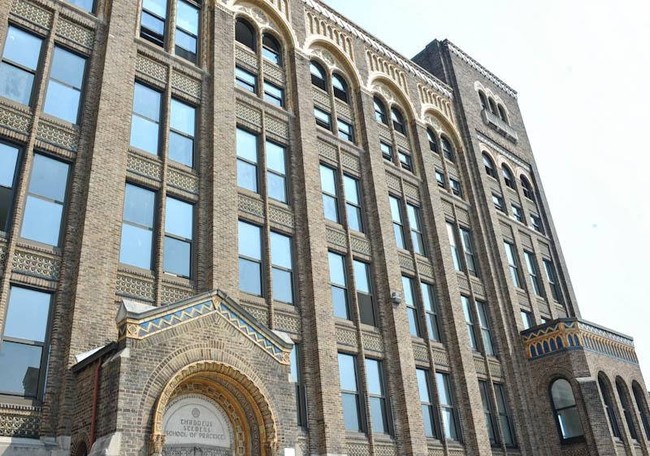 Mural Lofts in Philadelphia, PA - Foto de edificio - Building Photo