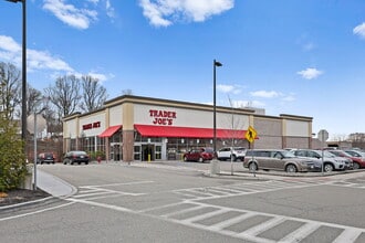 2881 Meadowcrest Dr in Yorktown Heights, NY - Building Photo - Building Photo