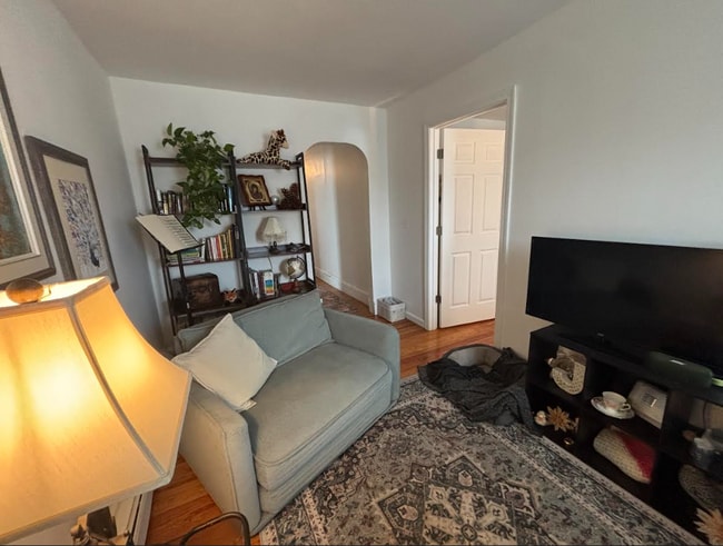 17 Princeton St, Unit 3