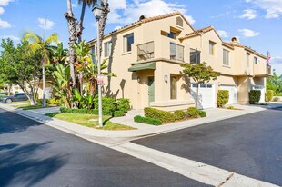 35 Fleurance St in Laguna Niguel, CA - Building Photo