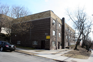 3900-3920 Harper Ave Apartments