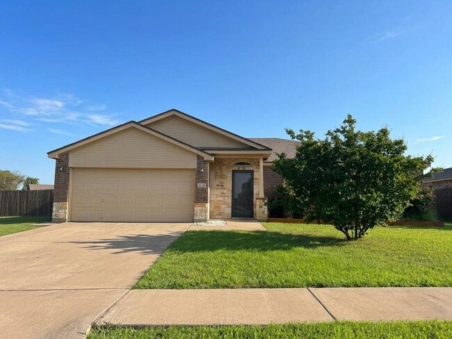 property at 3106 Alamocitos Creek Dr