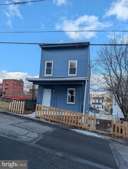 property at 246 Pierce St