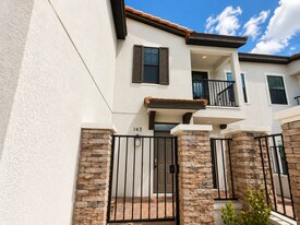 143 Kenny Blvd in Haines City, FL - Building Photo