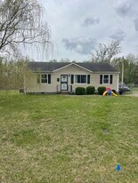 316 Barkwood Dr in Clarksville, TN - Building Photo