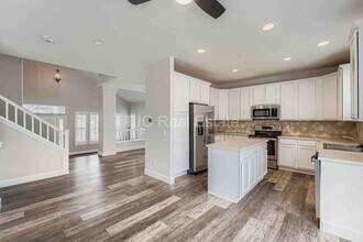 6212 S Valdai Ct in Aurora, CO - Building Photo - Building Photo