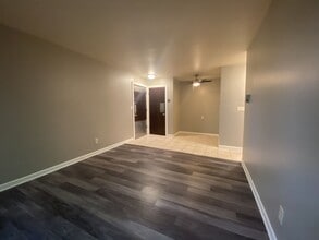 700 E North St in Waukesha, WI - Building Photo - Building Photo
