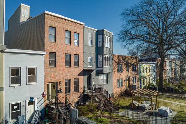 The Gray in Washington, DC - Building Photo - Building Photo