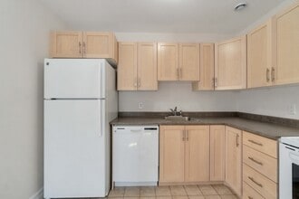 7 Brookdale Ct in Dartmouth, NS - Building Photo - Building Photo