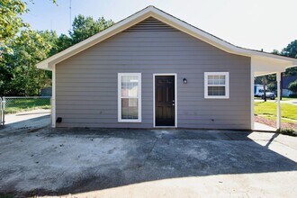 1133 N Burbank Dr in Montgomery, AL - Building Photo - Building Photo