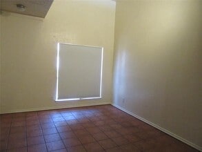 8404 Forest Ln in Dallas, TX - Building Photo - Building Photo