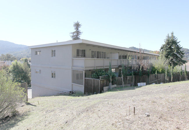 600 Red Hill in San Anselmo, CA - Building Photo - Building Photo