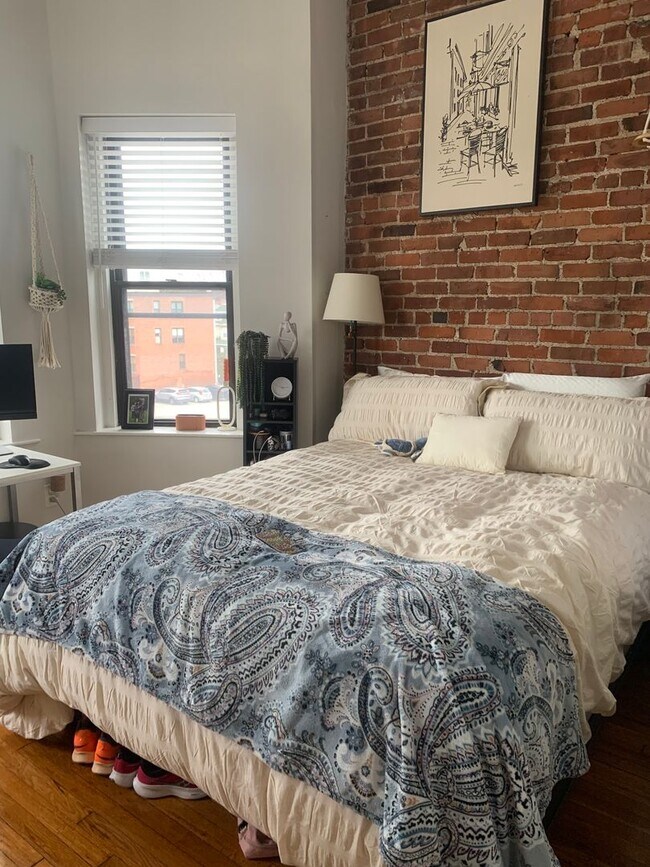 7 Gorham St in Boston, MA - Building Photo - Building Photo