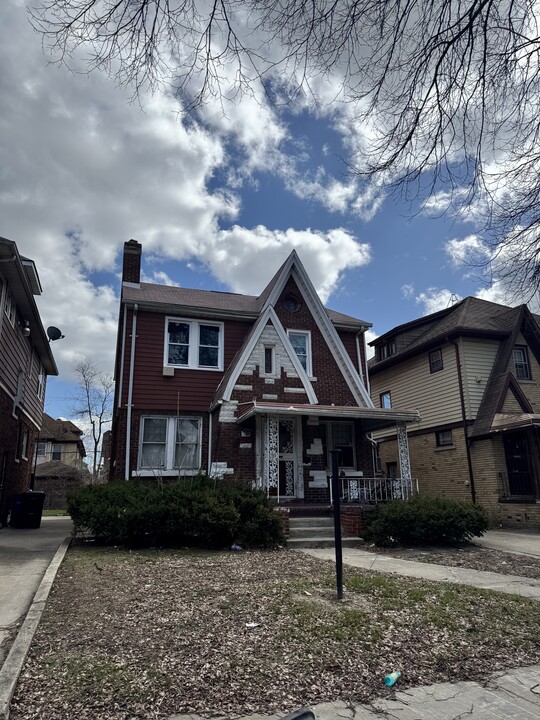 3295 Leslie St in Detroit, MI - Building Photo