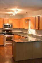 1028 Hickory Nut St in Charlotte, NC - Building Photo - Building Photo