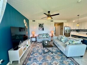 12240 Wellen Golf St in Venice, FL - Building Photo - Building Photo