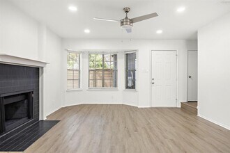 2009 Kirksey Dr in Austin, TX - Building Photo - Building Photo