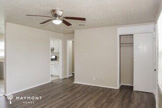 111 Grant Dr in Harvest, AL - Foto de edificio - Building Photo