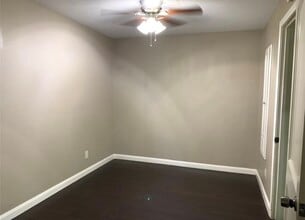 206 Frawley St in Houston, TX - Building Photo - Building Photo