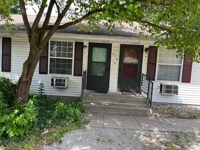 616 W Prairie St in Warsaw, IN - Building Photo - Building Photo