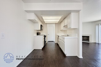 1035 Raymond in Long Beach, CA - Building Photo - Building Photo