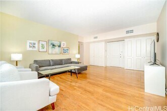 4999 Kahala Ave in Honolulu, HI - Building Photo - Building Photo