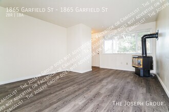 1865 Garfield St in Enumclaw, WA - Building Photo - Building Photo
