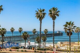 400 N Pacific St, Unit 214 in Oceanside, CA - Building Photo