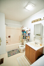 Lord Duplin Apartments in Warsaw, NC - Building Photo - Interior Photo