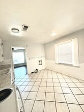 1943 S Highland St in Amarillo, TX - Building Photo - Building Photo
