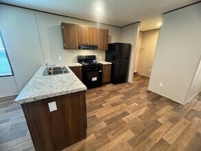 2623 E 16th St in Panama City, FL - Foto de edificio - Building Photo