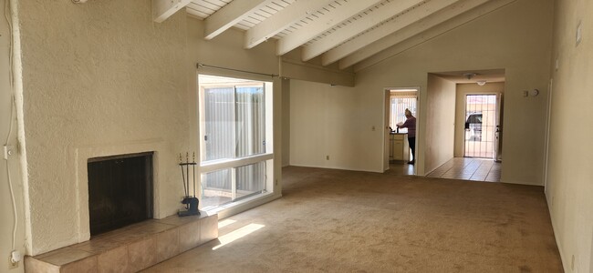 2841 N 61st Pl in Scottsdale, AZ - Building Photo - Building Photo