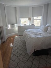 31 Westbourne Ter, Unit 4#3 in Brookline, MA - Building Photo - Building Photo