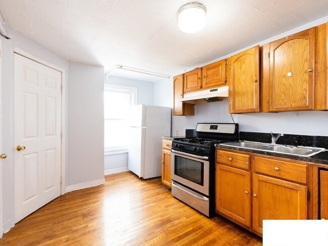 469 Salem St in Malden, MA - Building Photo - Building Photo